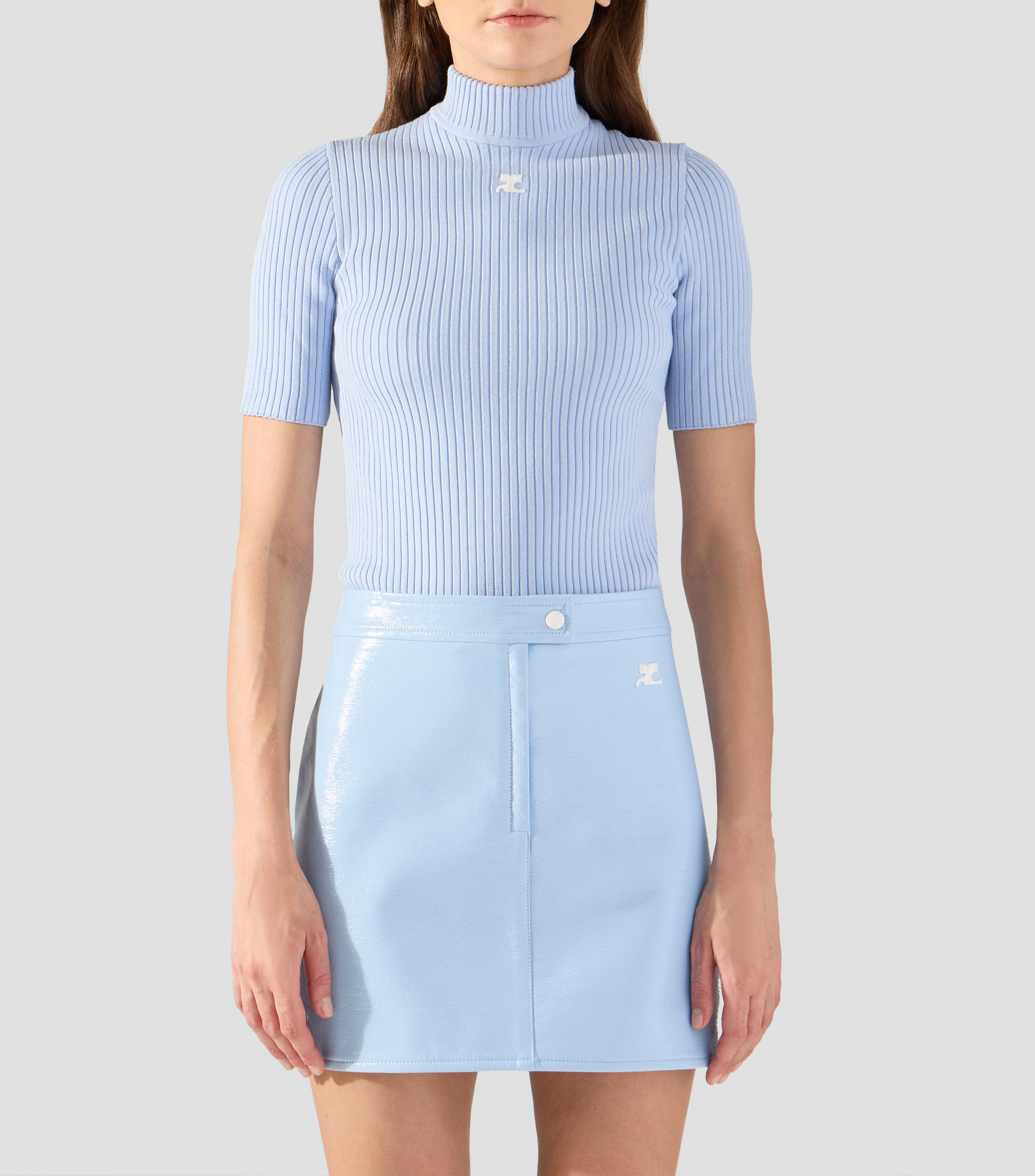 Suéter de cuello alto liso Mujer